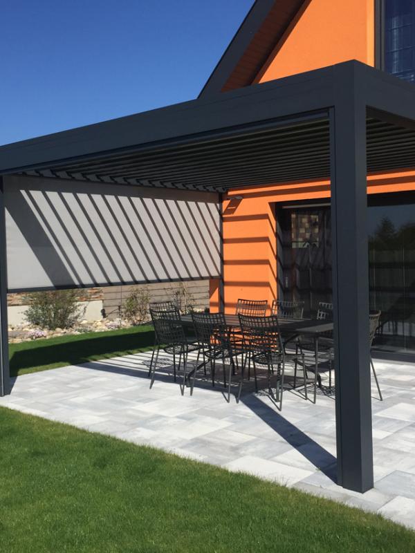 Pergola bioclimatique open avec store