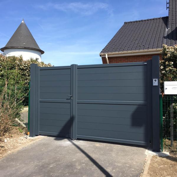 Portail Tierce A Releve De Pente Modele Absang Gris 7016