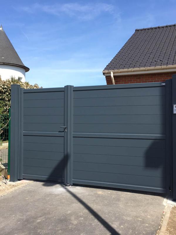 Portail Tierce A Releve De Pente Modele Absang Gris 7016