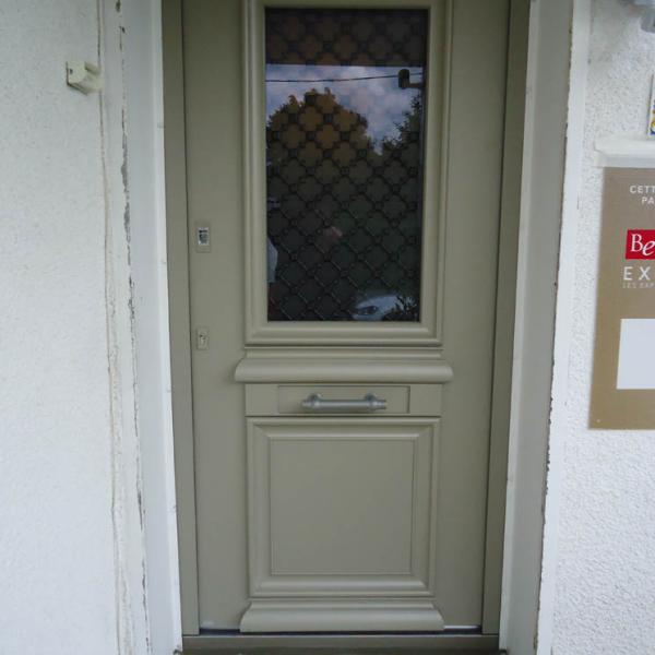 Porte belm athena avec serrure motorisee pack empreintes