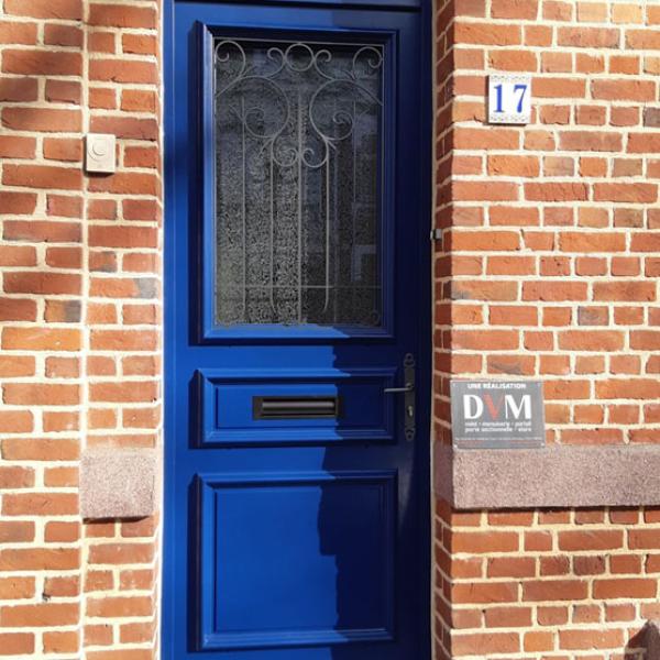 Porte bois modèle Turmel avec imposte à Valenciennes